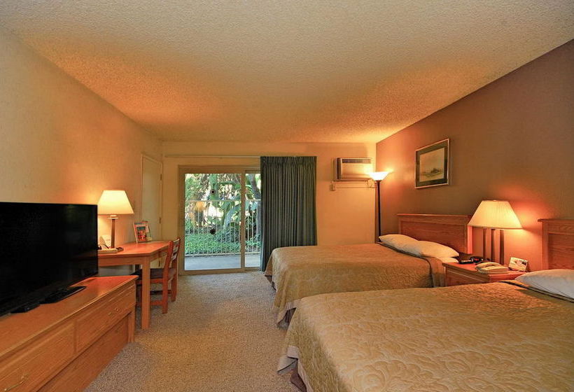 Super 8 Motel  | Long Beach | California | United States 19