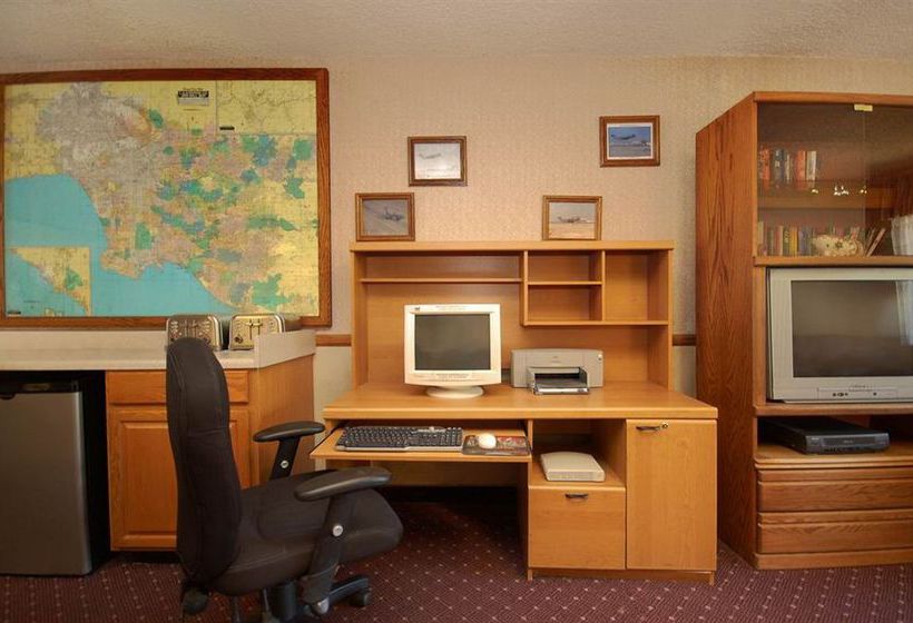 Super 8 Motel  | Long Beach | California | United States 6