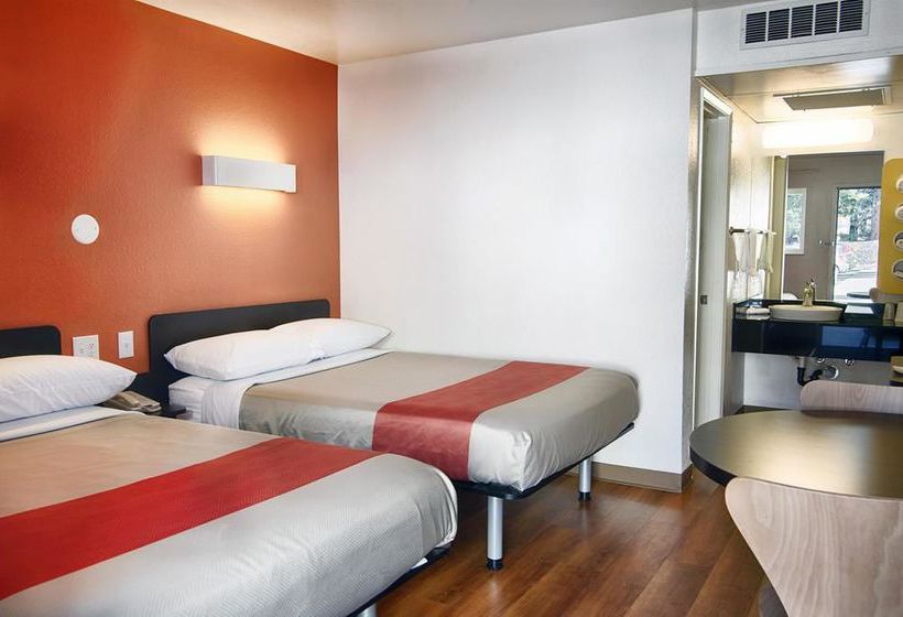 Motel 6 Mammoth Lakes  | Mammoth Lakes | California | United States 15