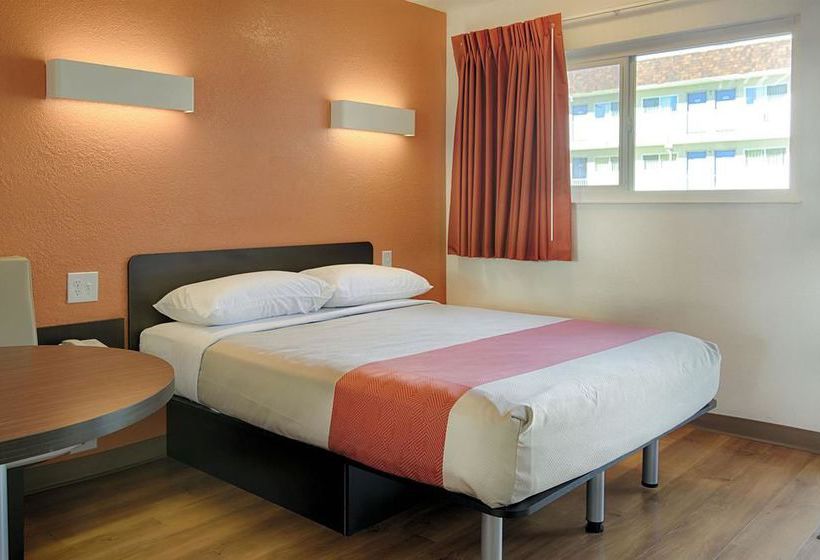 Motel 6 Mammoth Lakes  | Mammoth Lakes | California | United States 19