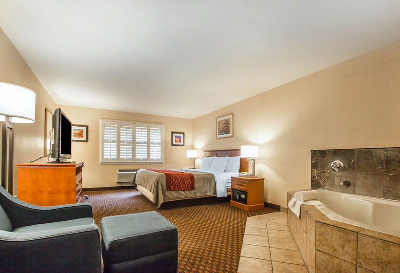 Hotel Comfort Inn & Suites Near Long Beach Conv. Ctr  | Long Beach | California | United States 12