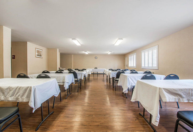 Hotel Comfort Inn & Suites Near Long Beach Conv. Ctr  | Long Beach | California | United States 14