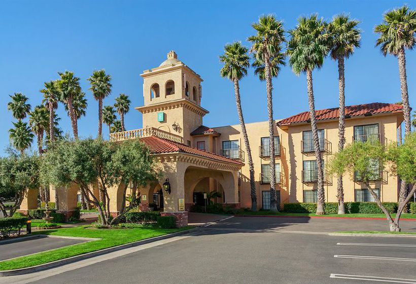 Hotel Embassy Suites Lompoc