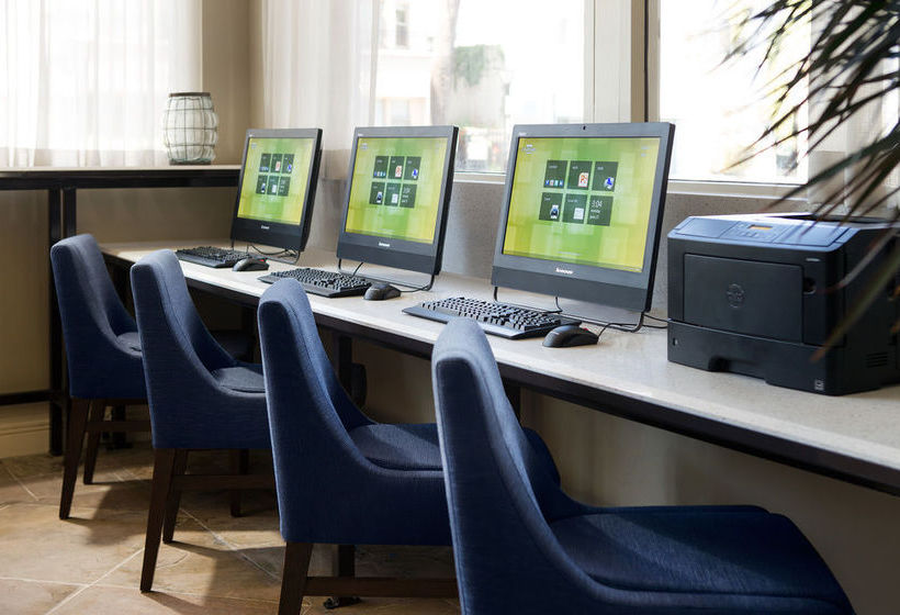 Hotel Courtyard Long Beach Downtown 