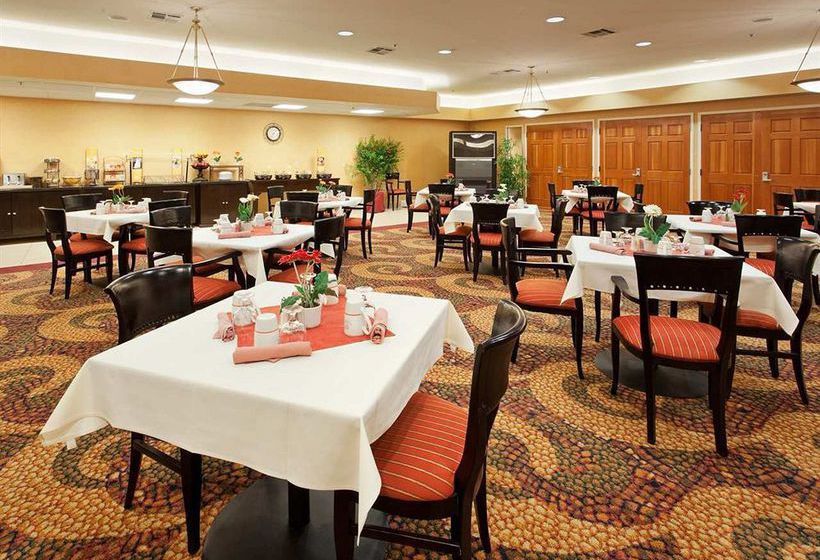 DoubleTree by Hilton Hotel Livermore