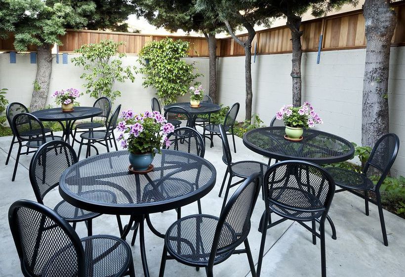 Travelodge Hotel at LAX Airport  | Los Angeles | California | United States 14