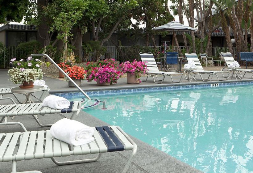 Travelodge Hotel at LAX Airport  | Los Angeles | California | United States 16