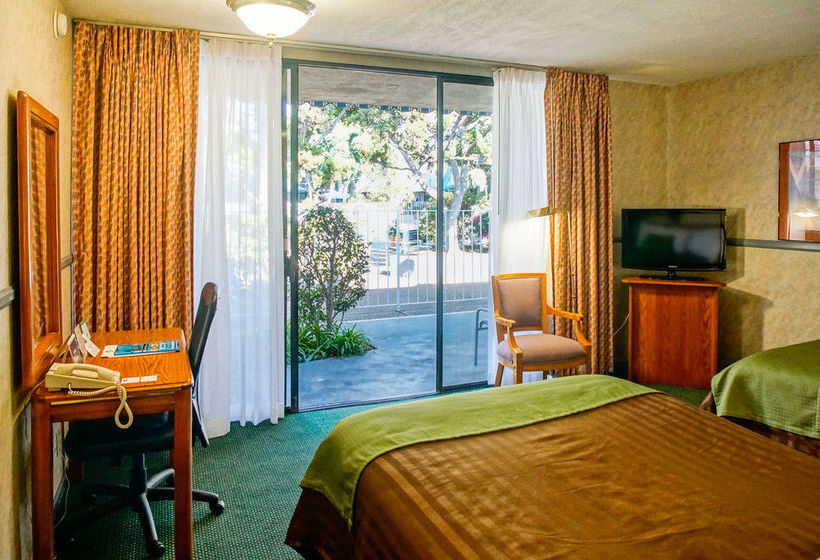 Travelodge Hotel at LAX Airport  | Los Angeles | California | United States 20