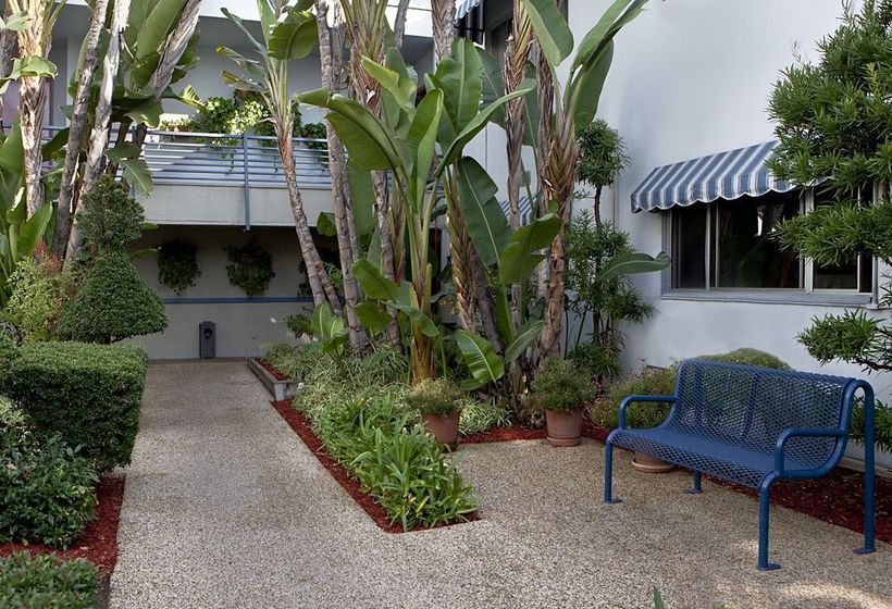 Travelodge Hotel at LAX Airport  | Los Angeles | California | United States 5