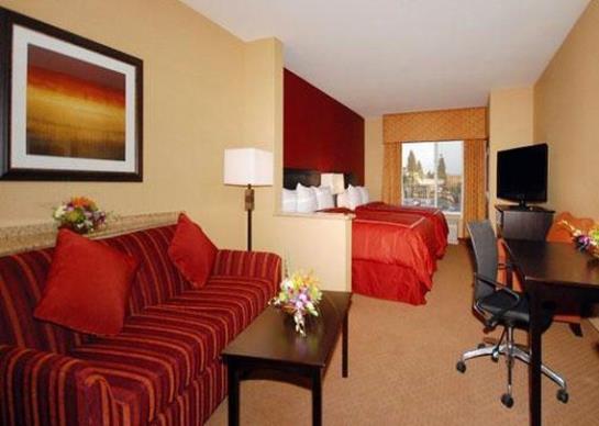 Hotel Comfort Suites Ontario Airport  | Ontario | California | United States 2