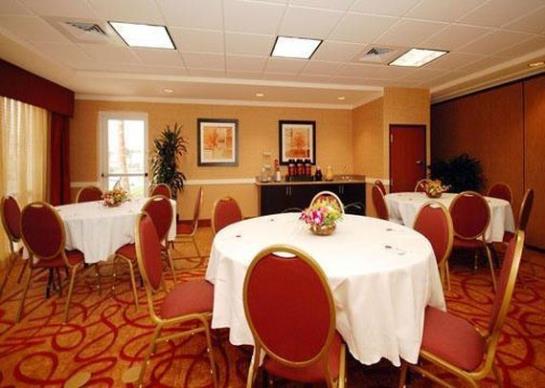 Hotel Comfort Suites Ontario Airport  | Ontario | California | United States 4