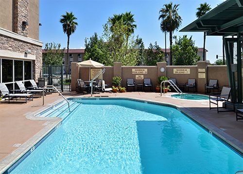 Hotel Comfort Suites Ontario Airport  | Ontario | California | United States 7