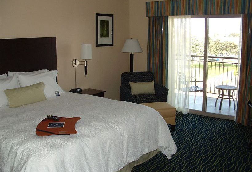 Hotel Hampton Inn Channel Islands Harbor  | Oxnard | California | United States 6