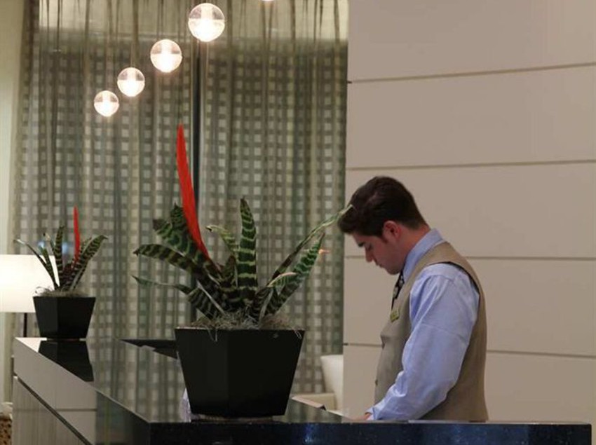 Hotel Embassy Suites Ontario - Airport  | Ontario | California | United States 14