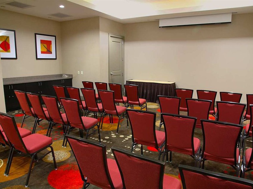 Hotel Embassy Suites Ontario - Airport  | Ontario | California | United States 9