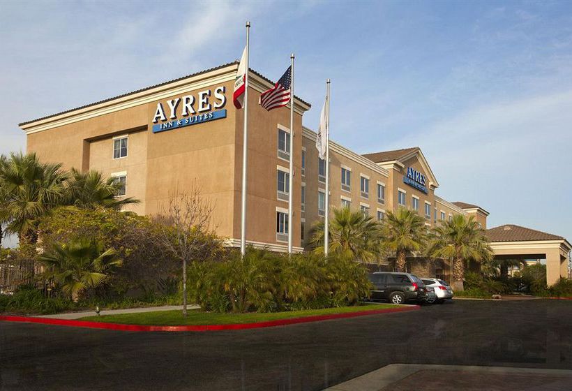 Hotel Ayres Inn & Suites 