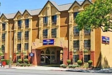Hotel Howard Johnson Pasadena