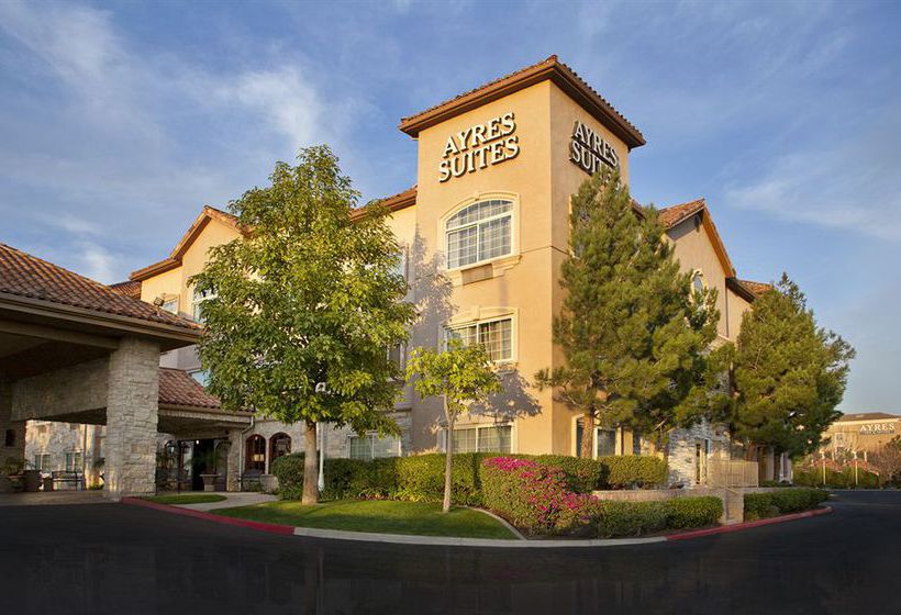 Hotel Ayres Suites Ontario at the Mills Mall 