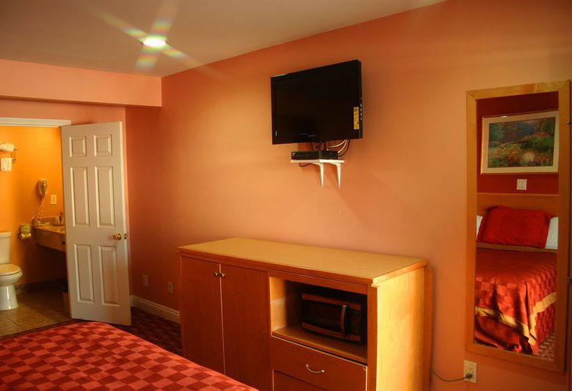 Swiss Lodge Motel  | Pasadena | California | United States 9