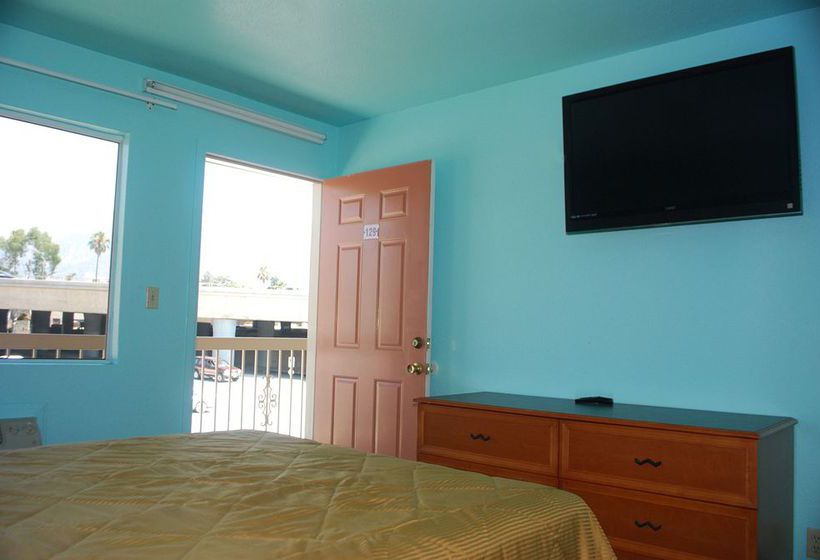 Lincoln Motel  | Pasadena | California | United States 5