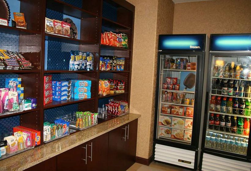 Hotel Hampton Inn & Suites Ontario  | Ontario | California | United States 3