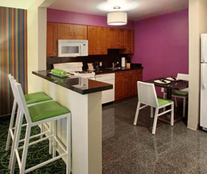 Hotel 7 Springs Inn & Suites  | Palm Springs | California | United States 10