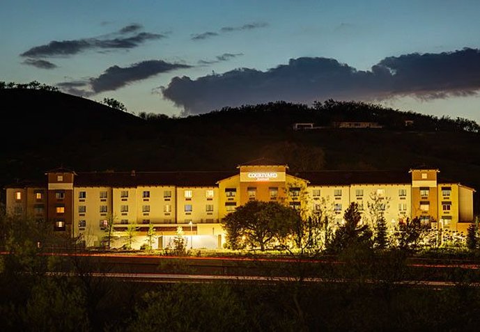 Hotel Courtyard Paso Robles California
