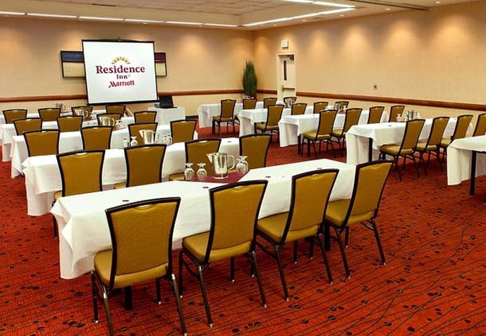 Residence Inn Oxnard River Ridge California