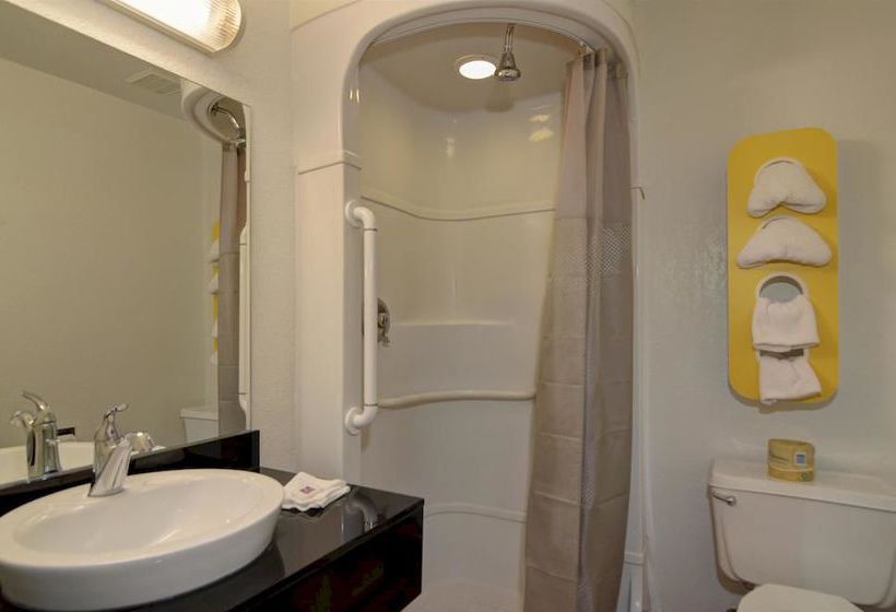 Motel 6 Palm Springs East - East Palm Canyon  | Palm Springs | California | United States 15