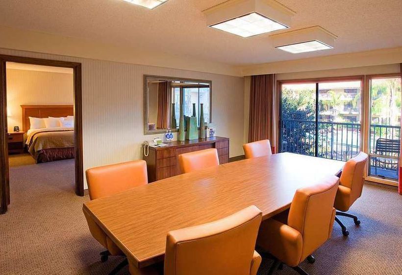 DoubleTree by Hilton Hotel Ontario Airport 