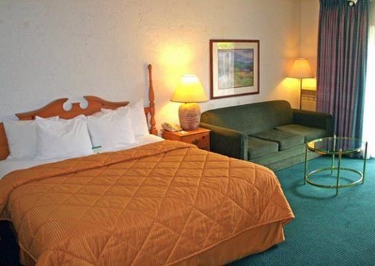 Hotel Ramada Oxnard  | Oxnard | California | United States 3