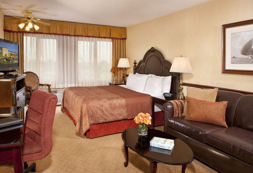 Hotel Ayres Inn Orange Disneyland  | Orange | California | United States 10