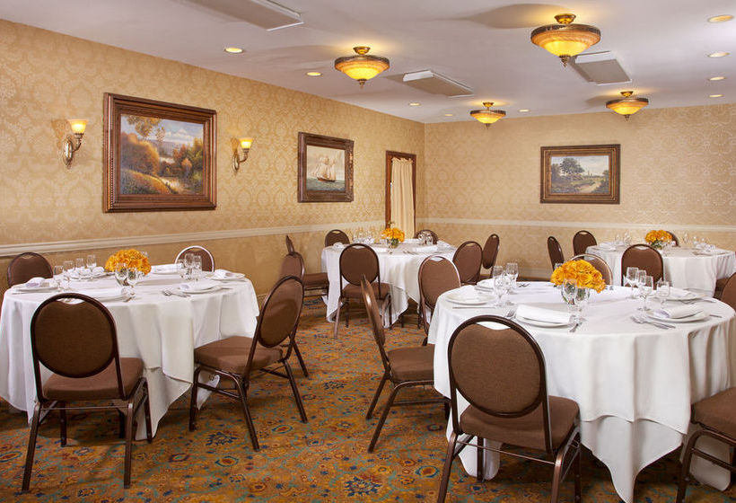 Hotel Ayres Inn Orange Disneyland  | Orange | California | United States 15