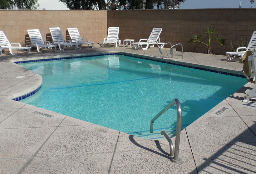 Motel 6 Ontario Airport  | Ontario | California | United States 10