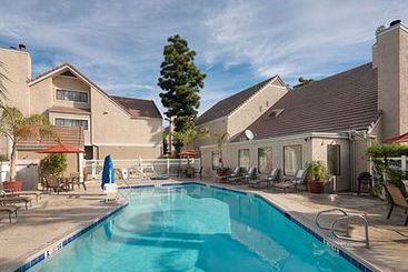 Residence Inn by Marriott  | Ontario | California | United States 10