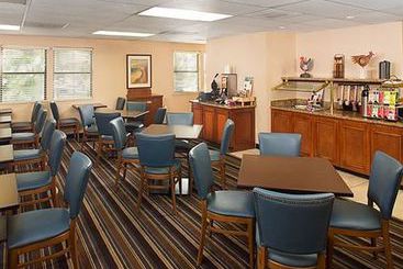 Residence Inn by Marriott  | Ontario | California | United States 17