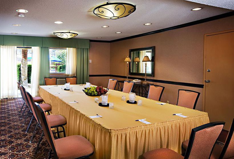 Hotel Holiday Inn Express Palm Desert  | Palm Desert | California | United States 8