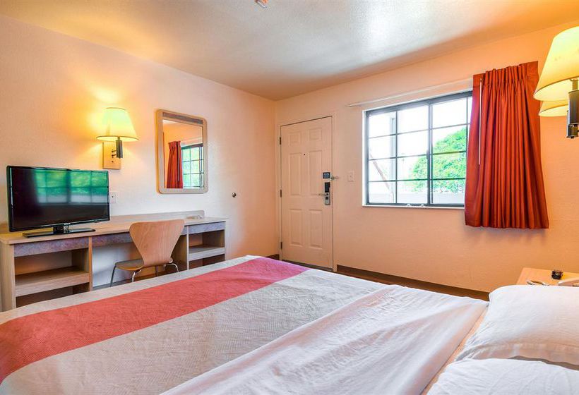 Motel 6 Los Angeles Pomona 1368  | Pomona | California | United States 10