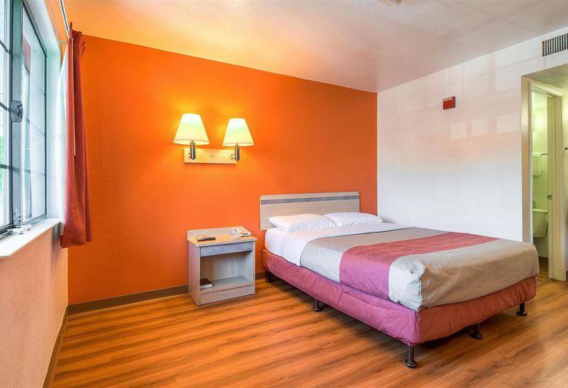 Motel 6 Los Angeles Pomona 1368  | Pomona | California | United States 12