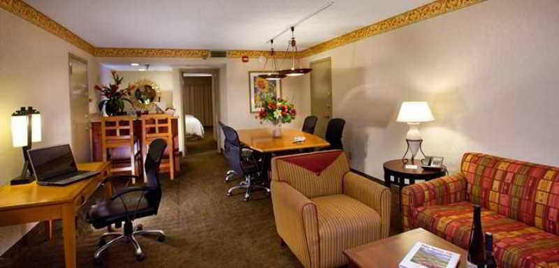 Hotel Embassy Suites Palm Desert  | Palm Desert | California | United States 15