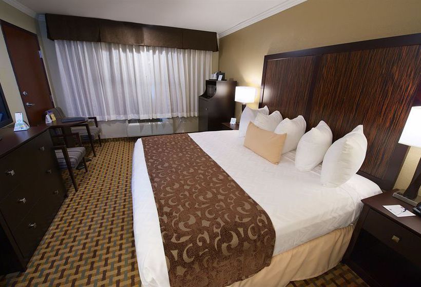 Hotel Oxford Suites  | Roseville | California | United States 11