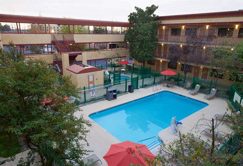 Hotel Oxford Suites  | Roseville | California | United States 5