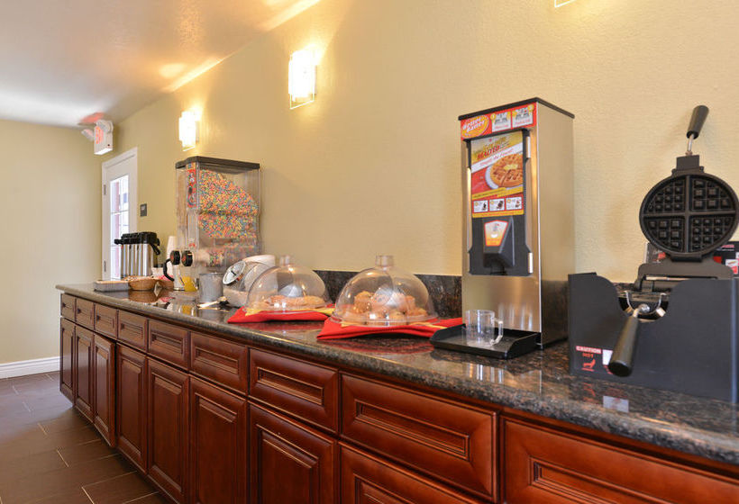 Hotel Avenue Inn Downtown San Luis Obispo   | San Luis Obispo | California | United States 10