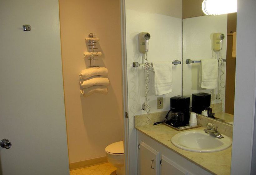 Hotel Riverbank Inn  | Red Bluff | California | United States 16