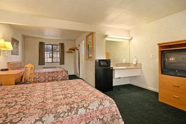 Hotel Super 8 San Jose Airport Convention Ctr. Area  | San Jose | California | Estados Unidos 3