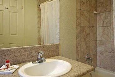 Hotel Super 8 San Jose Airport Convention Ctr. Area  | San Jose | California | Estados Unidos 4