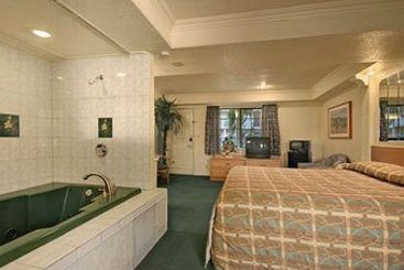 Hotel Super 8 San Jose Airport Convention Ctr. Area  | San Jose | California | Estados Unidos 5