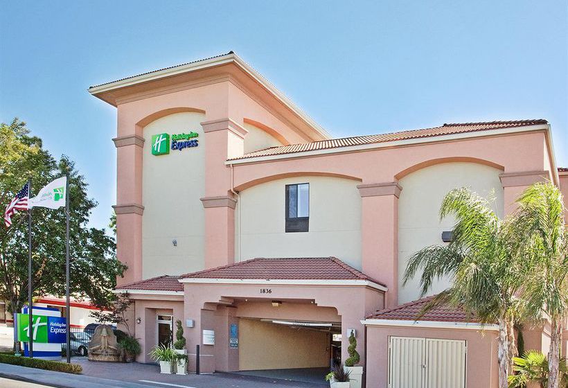 Hotel Holiday Inn Express Redwood City Central Redwood City California