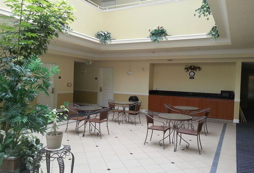 Hotel Gateway Inn & Suites SFO  | San Bruno | California | United States 3