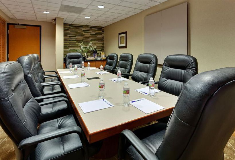 Holiday Inn Express Hotel & Suites San Francisco-Airport North  | San Francisco | California | United States 6